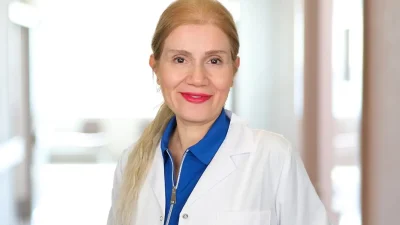 Diş renklenmelerinin kişinin yaşı, genetik yapısı, beslenme alışkanlıkları ve ağız