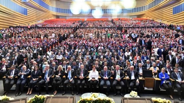 İYİ Parti'de seçim 3. tura kaldı. Müsavat Dervişoğlu: 570 Koray