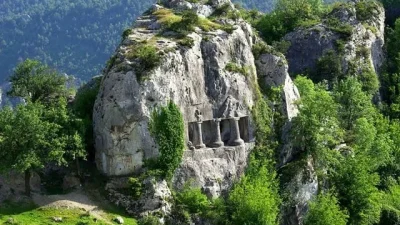 Karadeniz’in en kuzey noktası olan İnceburun Feneri ve binlerce yıllık