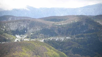 Kastamonu’da kar ve ormanlardaki renk cümbüşünün buluşması ortaya kartpostallık görüntüler