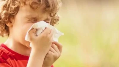 Bahar aylarıyla birlikte en sık gözlenen rahatsızlıkların başında polen alerjisi