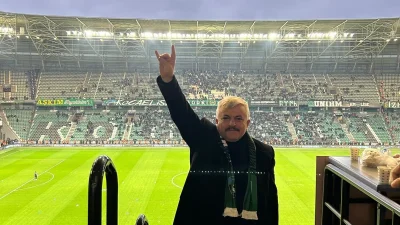 Milliyetçi Hareket Partisi (MHP) Kocaeli İl Başkanı Tuncay Batı, Kocaelispor'un