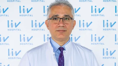 Akciğer kanserinde sigaranın verdiği zarara dikkat çeken Prof. Dr. Adnan