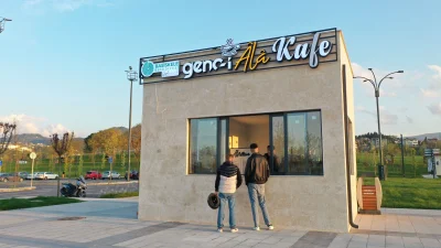Başiskele Belediyesi tarafından ilçenin farklı noktalarında hizmet veren Genc-i Âlâ