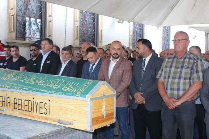 İzmit Belediyesi MHP'li Meclis Üyesi İlker Kazan'ın babası Ahmet Kazan