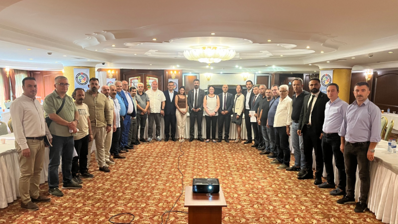 Kamu Sendikaları Platformu bugün toplandı. Etkinlik kapsamında, kamu çalışanlarının haklarını