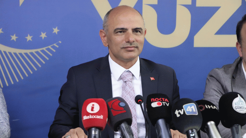 31 Mart yerel seçimlerinde tekrar başkan seçilen Körfez Belediye Başkanı