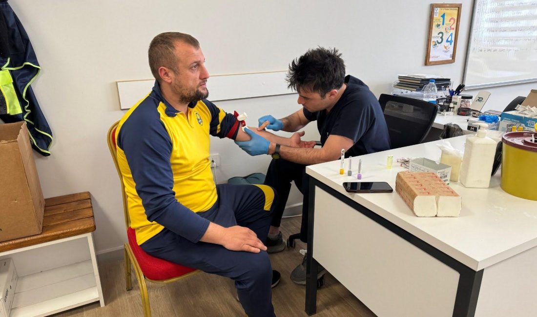 Kartepe Belediyesi, çalışanlarının sağlığını korumak ve olası sağlık risklerini erken