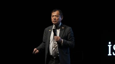 Yüksek mimar ve yüksek inşaat mühendisi Yoshinori Moriwaki, "23 Nisan'da