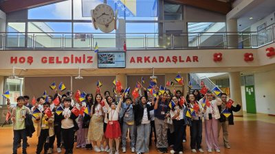 Kocaeli'de 42 ortaokul öğrencisi, okul tarafından düzenlenen Balkan Turu ile