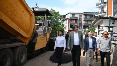Kartepe Belediyesi Fen İşleri Müdürlüğü ekipleri, Ertuğrulgazi mahallesi Selvili Sokak