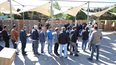 Kocaeli Büyükşehir Belediyesi, "Küçük Ölçekli Balıkçıların Desteklenmesi Projesi" kapsamında 4