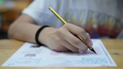 Milyonlarca öğrenci, hayallerindeki liseye girebilmek için 15 Haziran Cumartesi günü