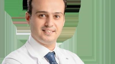 Onkolog Doç. Dr. Ahmet Özveren, dövme yaptıranların sayısının her geçen