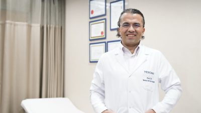 Skolyoz hastalığında 10-18 yaş aralığındaki kız çocuklarının risk grubunda olduğunu