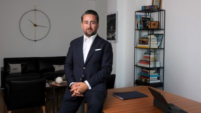 Türk Telekom, özel öğrenme güçlüğü yaşayan disleksili çocukların eğitim süreçlerini