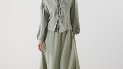 Moda markası LC Waikiki, yaz günlerinde keten kumaşlar, hasır sandaletler,