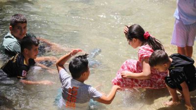 Sık sık değişen hava sıcaklığı en fazla çocukları tehdit ediyor.
