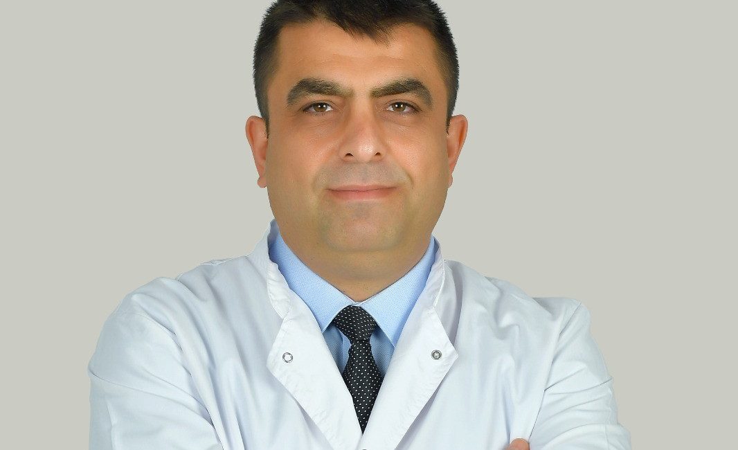 Bursa'da böbreğinde 2 santimetrelik taş tespit edilen 2 yaşındaki bebek