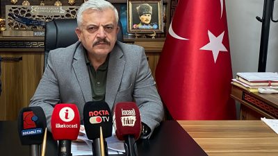 MHP Kocaeli İl Başkanı Tuncay Batı, bugün İzmit İlçe Başkanlığı'ında