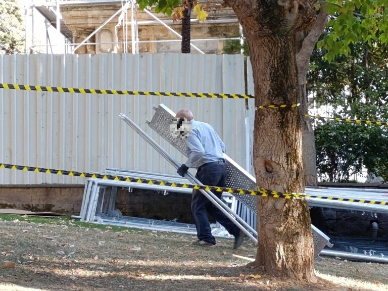 CHP Kocaeli İl Başkanı Bülent Sarı'nın, "Emekliler kulübü önünde 70