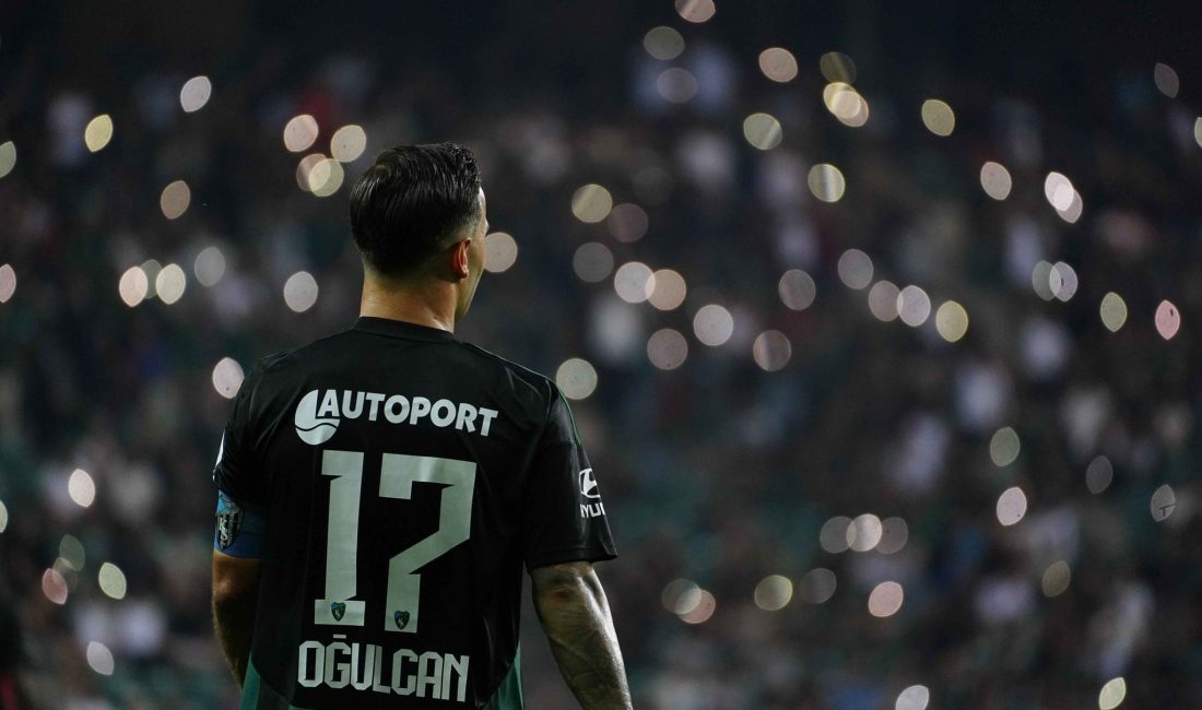 Kocaelispor'dan ayrılıp Trendyol 1. Lig ekibi Çorum FK'ya 2 yıllık