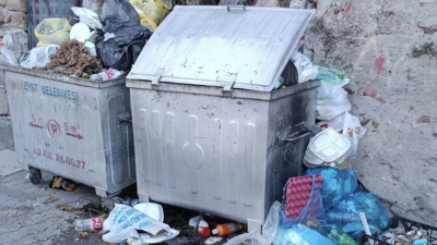 MHP İzmit İlçe Başkanı Mehmet İlker Kazan, İzmit Belediye Başkanı