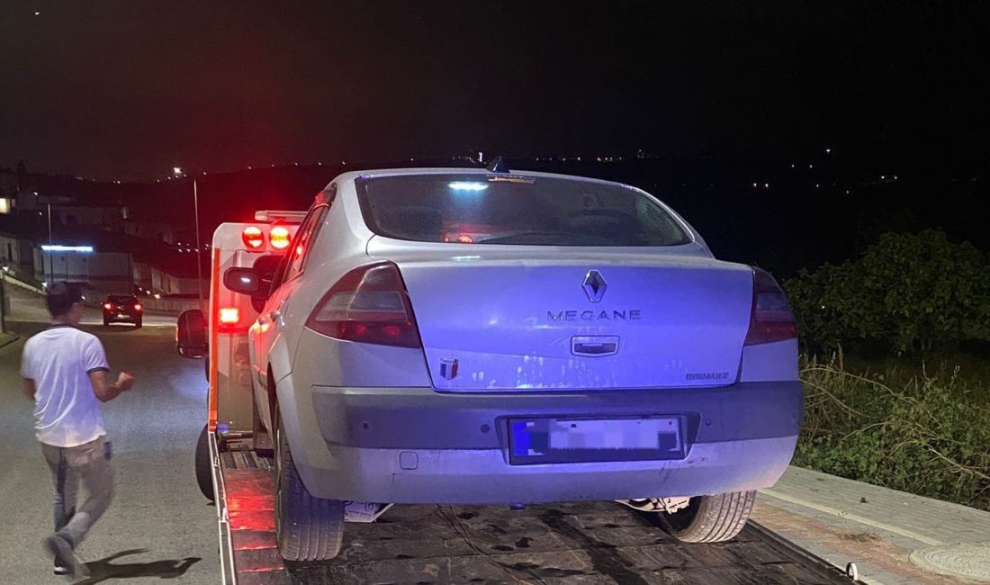 Kocaeli’de korsan taşımacılık yaptığı tespit edilen araca ceza uygulandı.