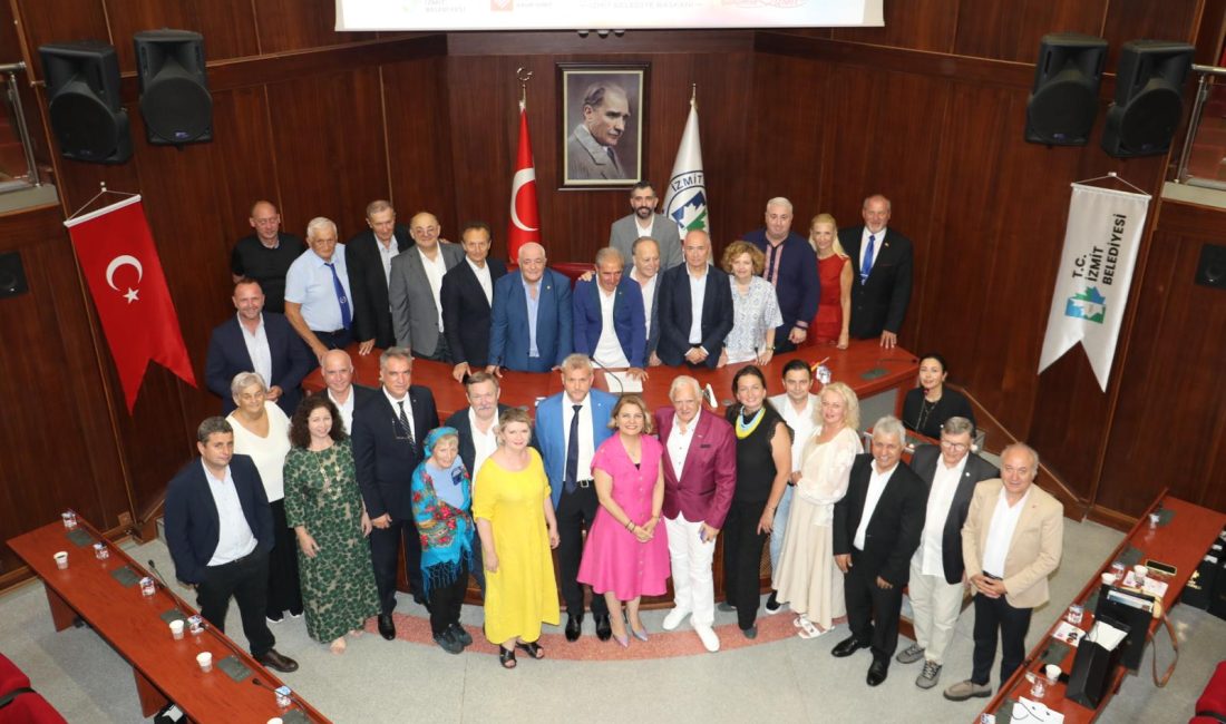 İzmit Belediye Başkanı Fatma Kaplan Hürriyet 13’ncü Uluslararası İzmit Pişmaniye
