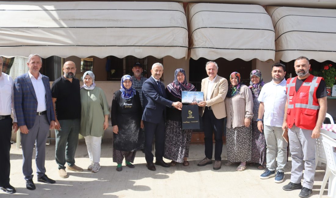 İzmit Belediyesi, Durhasan Mahallesi Solaklar Mevkii’ni ziyaret ederek bölge sakinlerinin