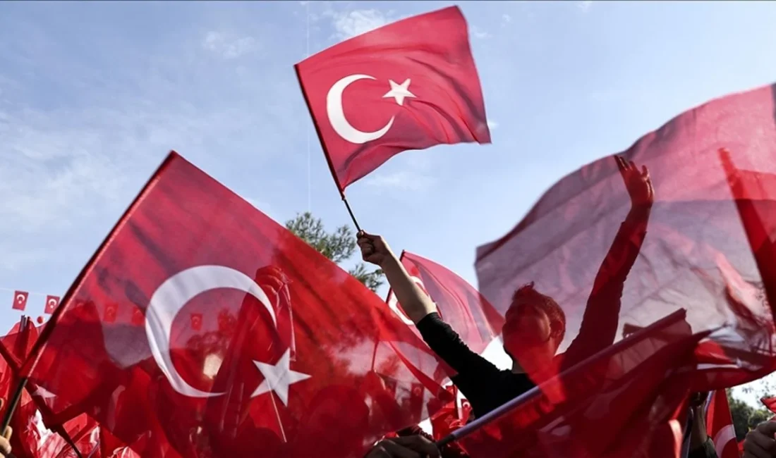Cumhuriyet Bayramı’nın yaklaşmasıyla birlikte “29 Ekim tatil mi, 28 Ekim