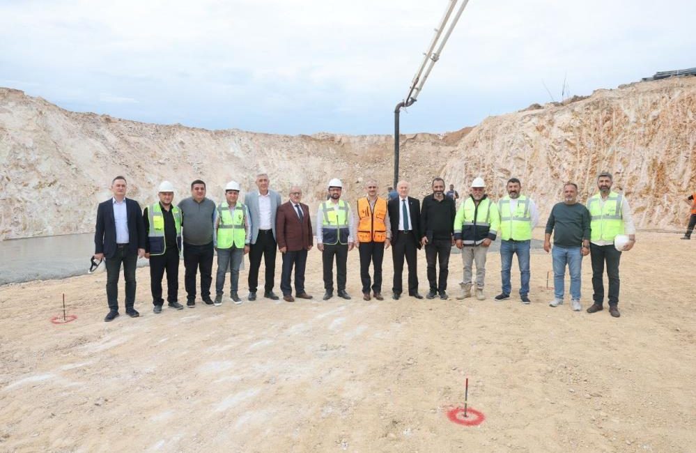 Kocaeli'nin Çayırova ilçesinde yapımı planlanan 200 yataklı Çayırova Devlet Hastanesi'nin