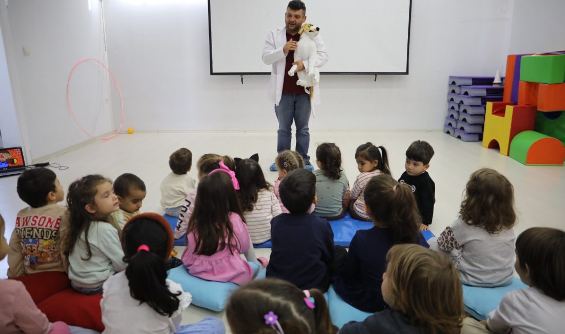 İzmit Belediyesi, 4 Ekim Hayvanları Koruma Günü kapsamında çocuklarda hayvan