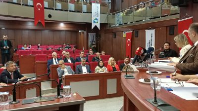 İzmit Belediyesi Ekim ayı Meclis toplantısı bugün Mehmet Ümit Küçükkaya’nın