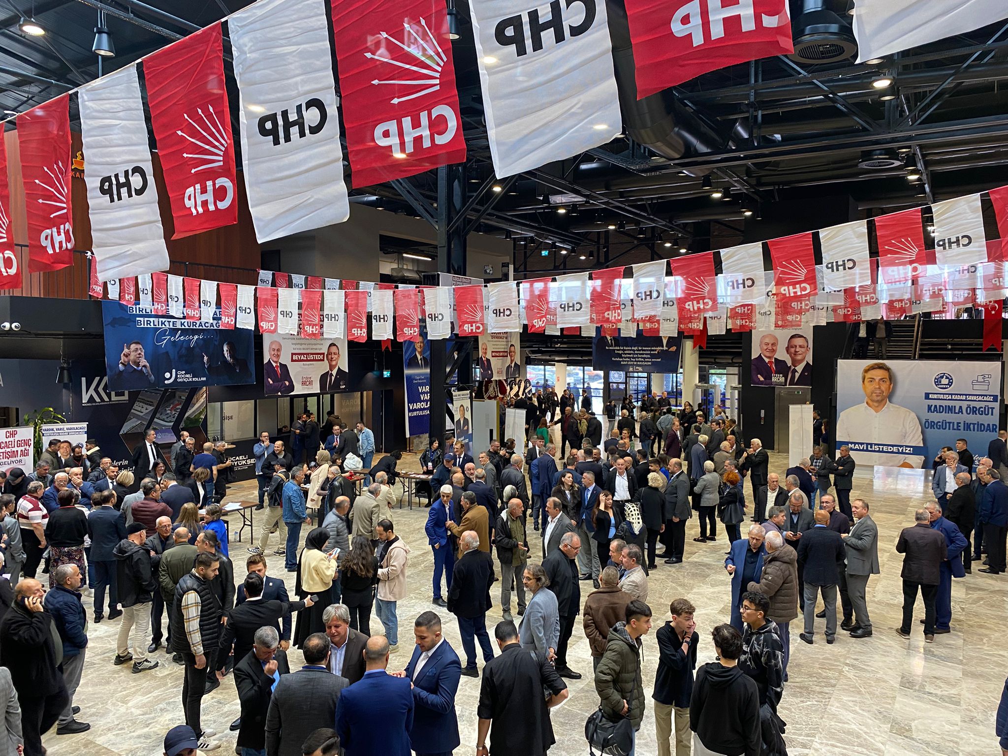 CHP Kocaeli 39. İl Kongresi bugün Kocaeli Kongre Merkezi’nde gerçekleşecek.