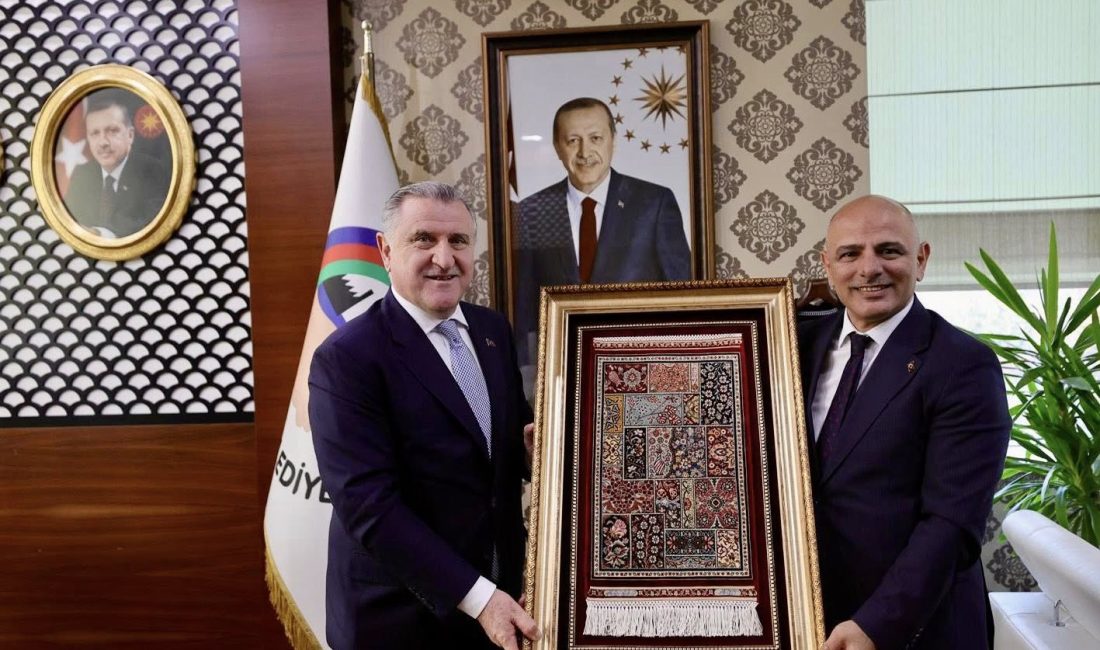 Körfez Kapalı Spor Salonu’nun temel atma töreni için Körfez’e gelen