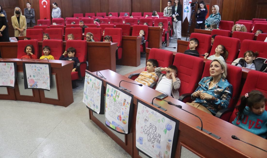 İzmit Belediyesi Kreş Müdürlüğü, Dünya Çocuk Hakları Günü’nde düzenlediği etkinlikle