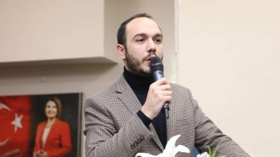 İzmit Belediyesi Dernekler Masası Başkanı Eray Bodur, Kocaelispor sponsorluk tartışmalarıyla