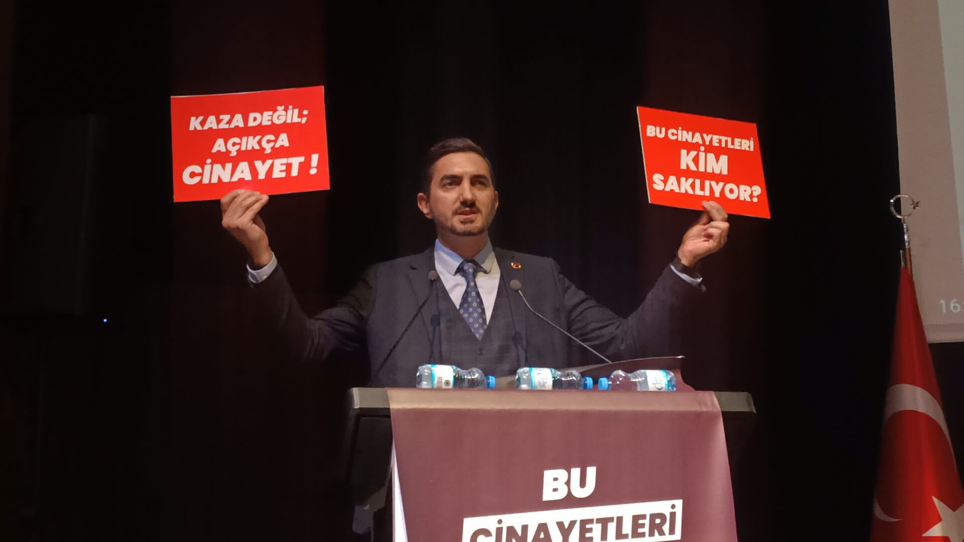 CHP’li Meclis Üyesi Mehmet Nazım Gençtürk, Dilovası’ndaki yangın faciasında 6