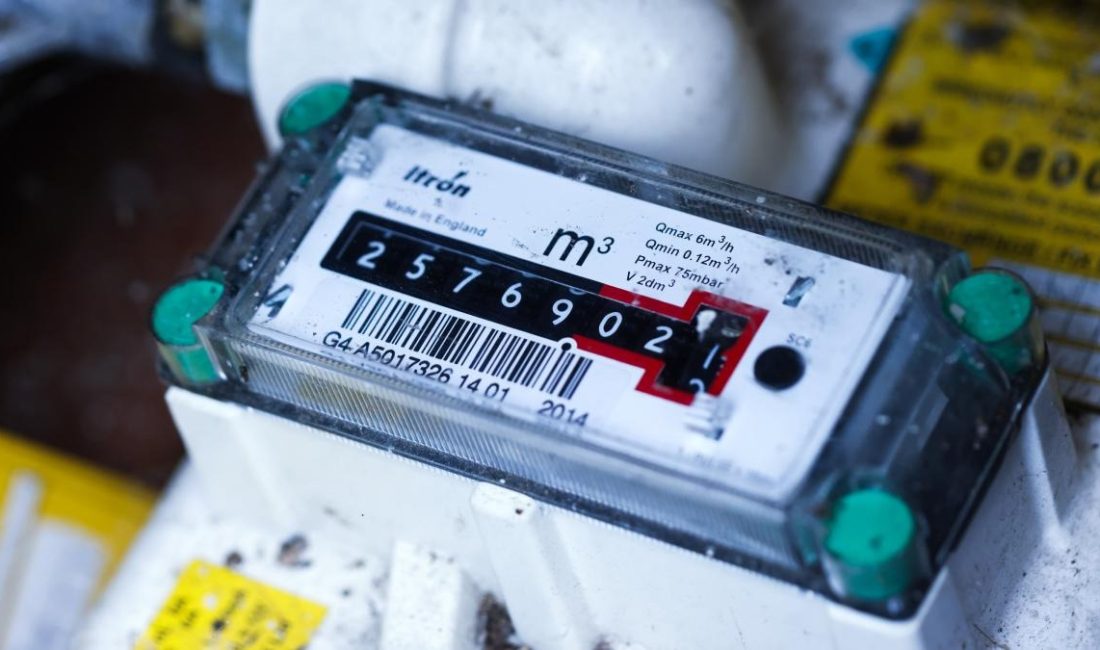 az aylarında artan sıcaklıklarla birlikte klima kullanımı elektrik tüketimini önemli