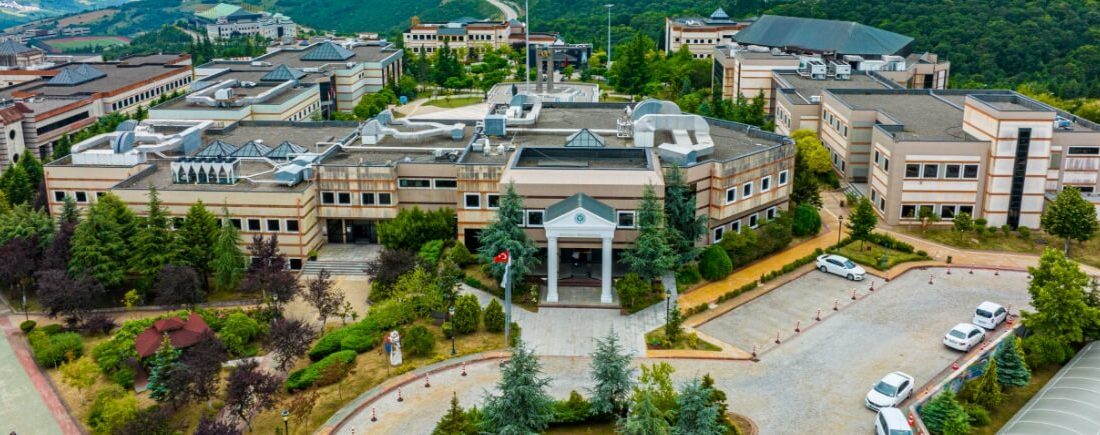Kocaeli Üniversitesi, farklı kadrolarda görev yapmak üzere 4/B statüsünde 47