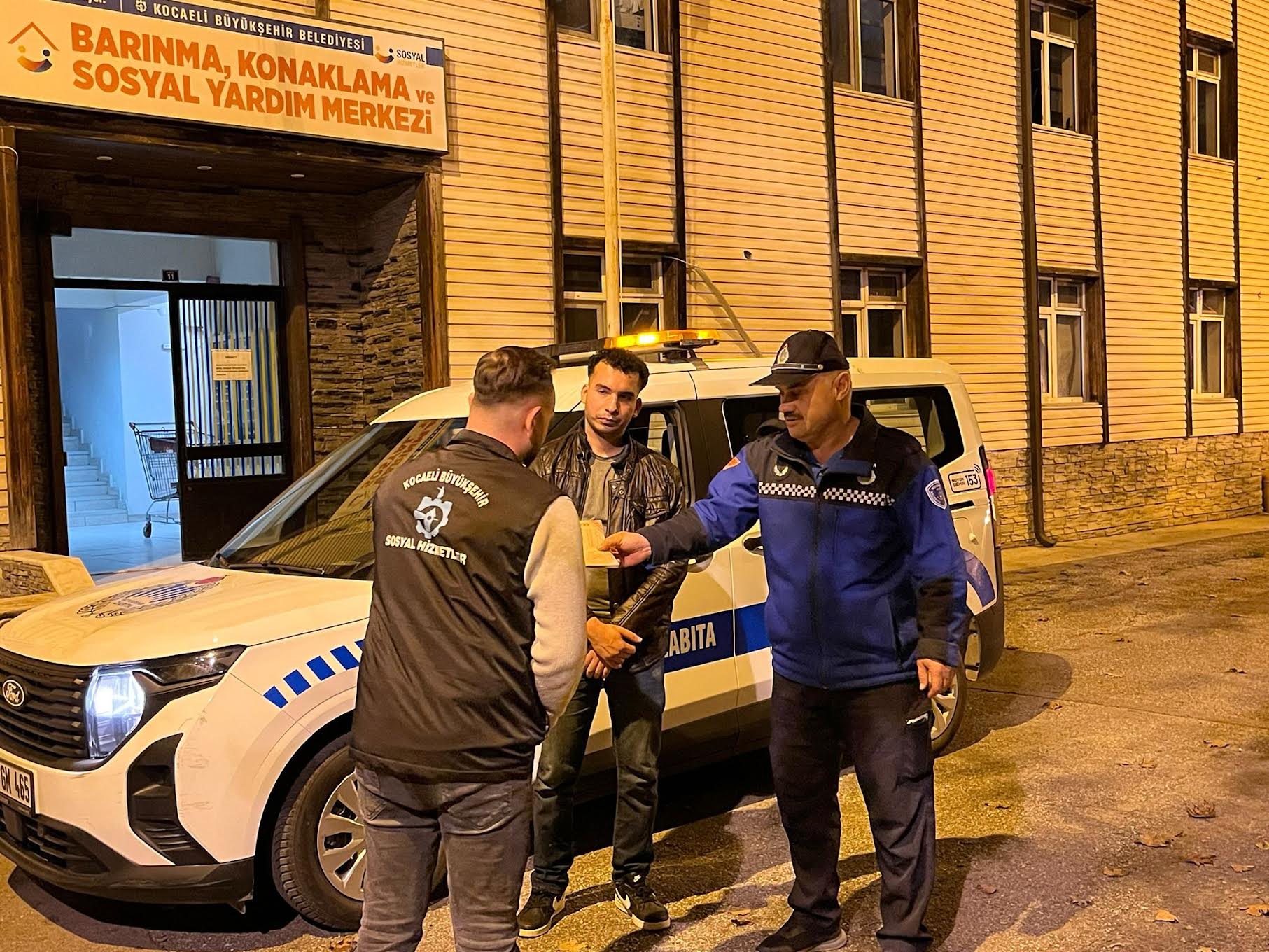 Kocaeli Büyükşehir Belediyesi Zabıta Dairesi Başkanlığı’na bağlı ekipler, denetim görevlerinin