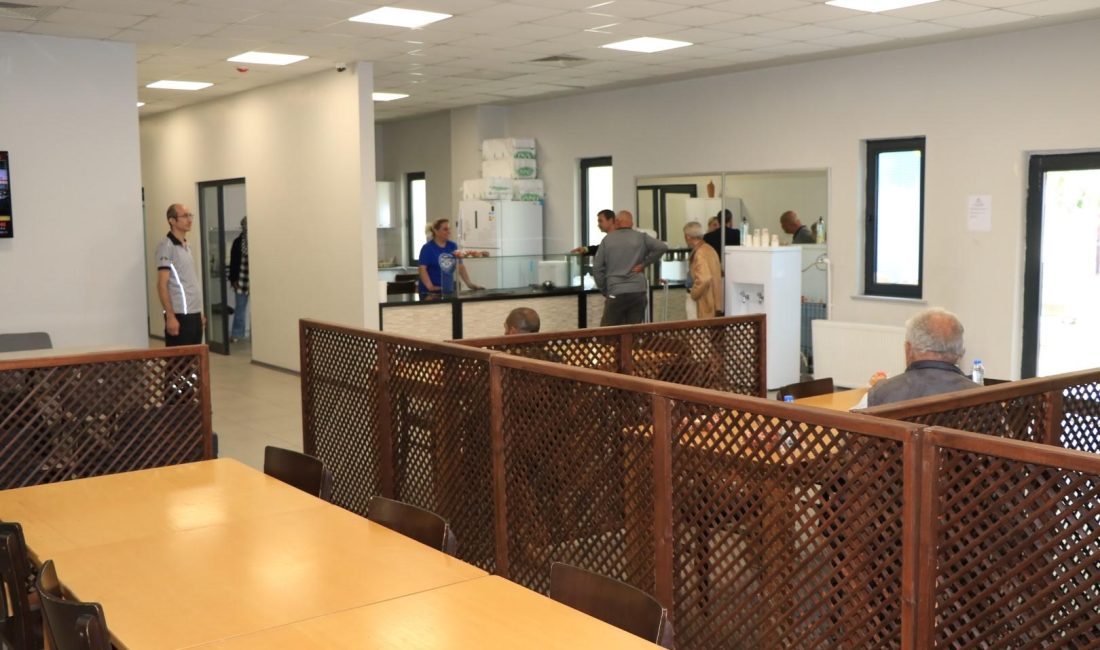 Kocaeli Büyükşehir Belediyesi’nin sosyal sorumluluk faaliyetleri kapsamında evi olmayan ve