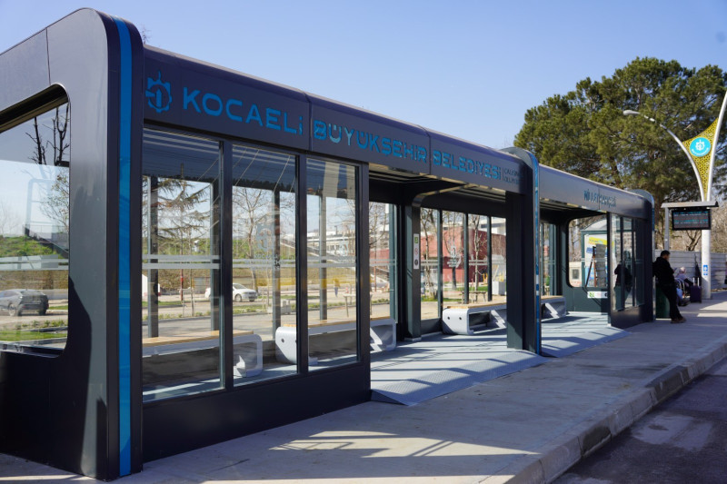 Kuzey Metro hattı çalışmaları nedeniyle İzmit Otogar bölgesinde otobüs durakları