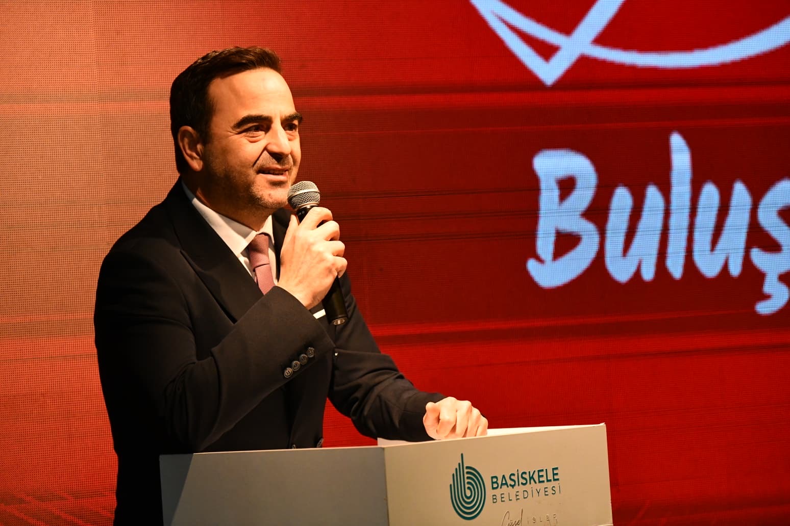 Başiskele Belediyesi tarafından düzenlenen Gönül Bağı Buluşmaları kapsamında, ilçedeki okul
