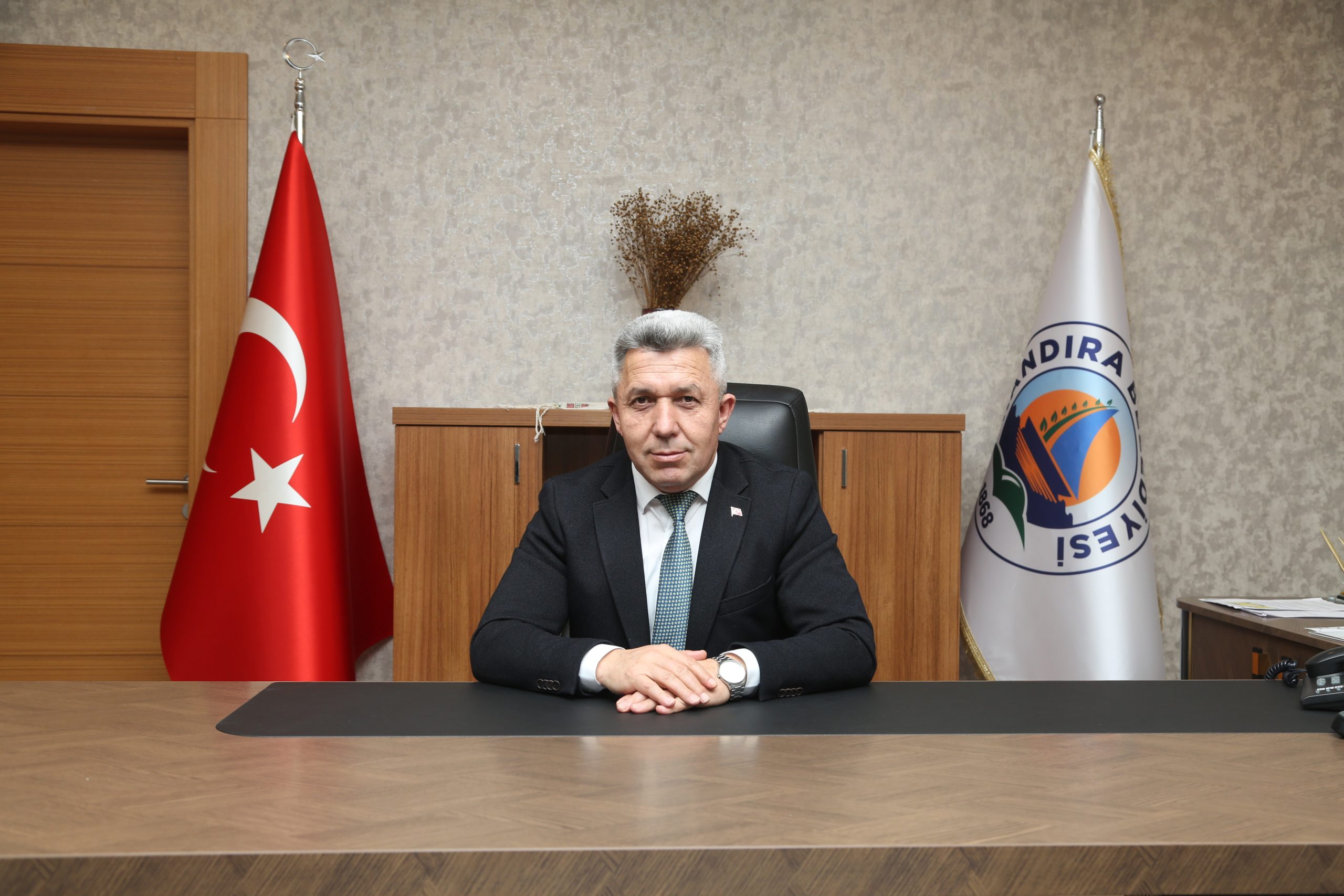 Kandıra Belediye Başkanı Erol Ölmez, 2026 yılına girerken yayımladığı yeni