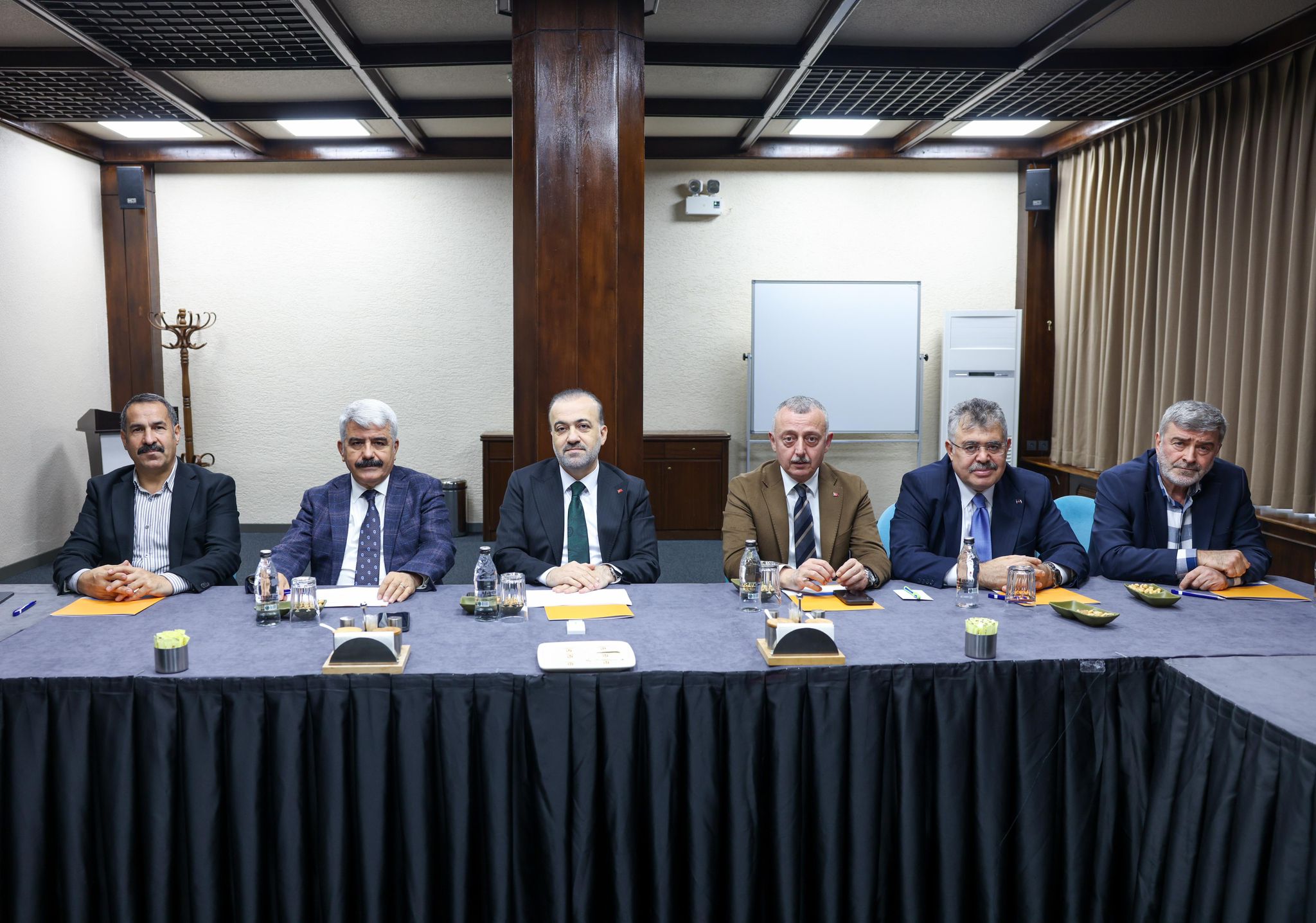 AK Parti Kocaeli İl Başkanı Şahin Talus öncülüğünde geçtiğimiz hafta