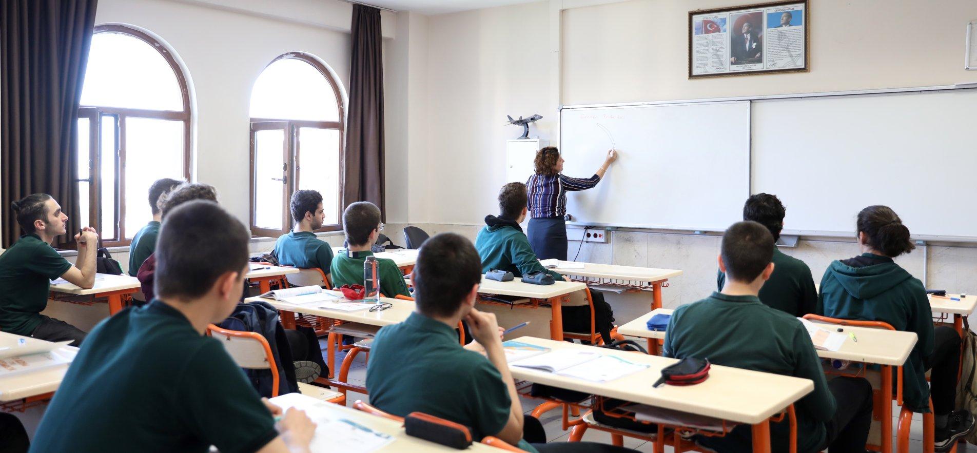 Millî Eğitim Bakanlığı, erken okul terkini önlemek ve öğrenci devamsızlıklarını