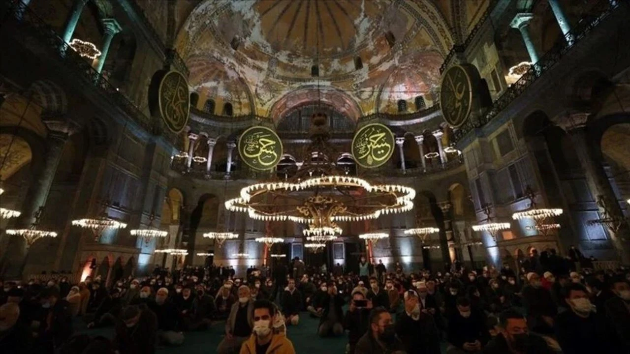 Miraç Kandili, İsra ve Miraç mucizesinin idrak edildiği, dua, tövbe