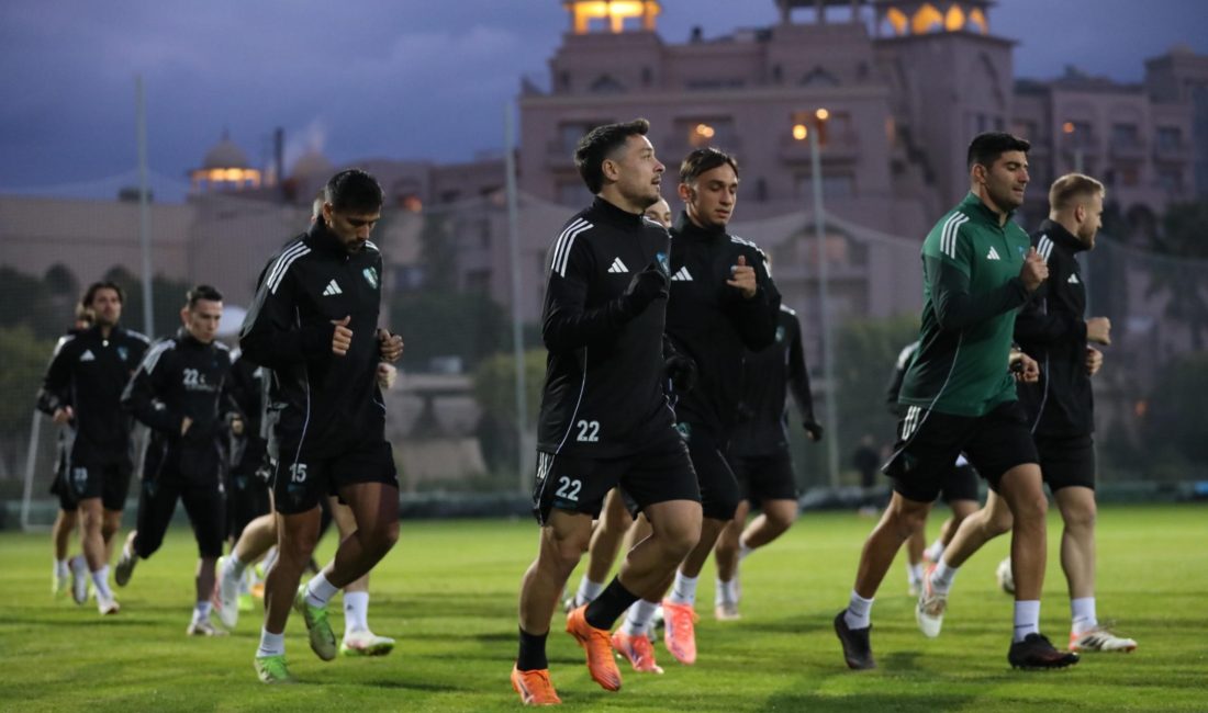 Kocaelispor, ligin ikinci yarısı öncesi kamp çalışmalarına Antalya'da başladı.
